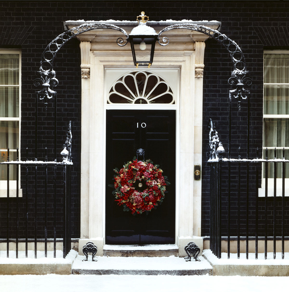 Snow Business frost effect on 10 Downing Street