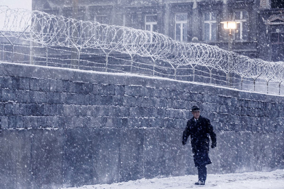 Artificial snow scene in Bridge of Spies by Snow Business GMBH