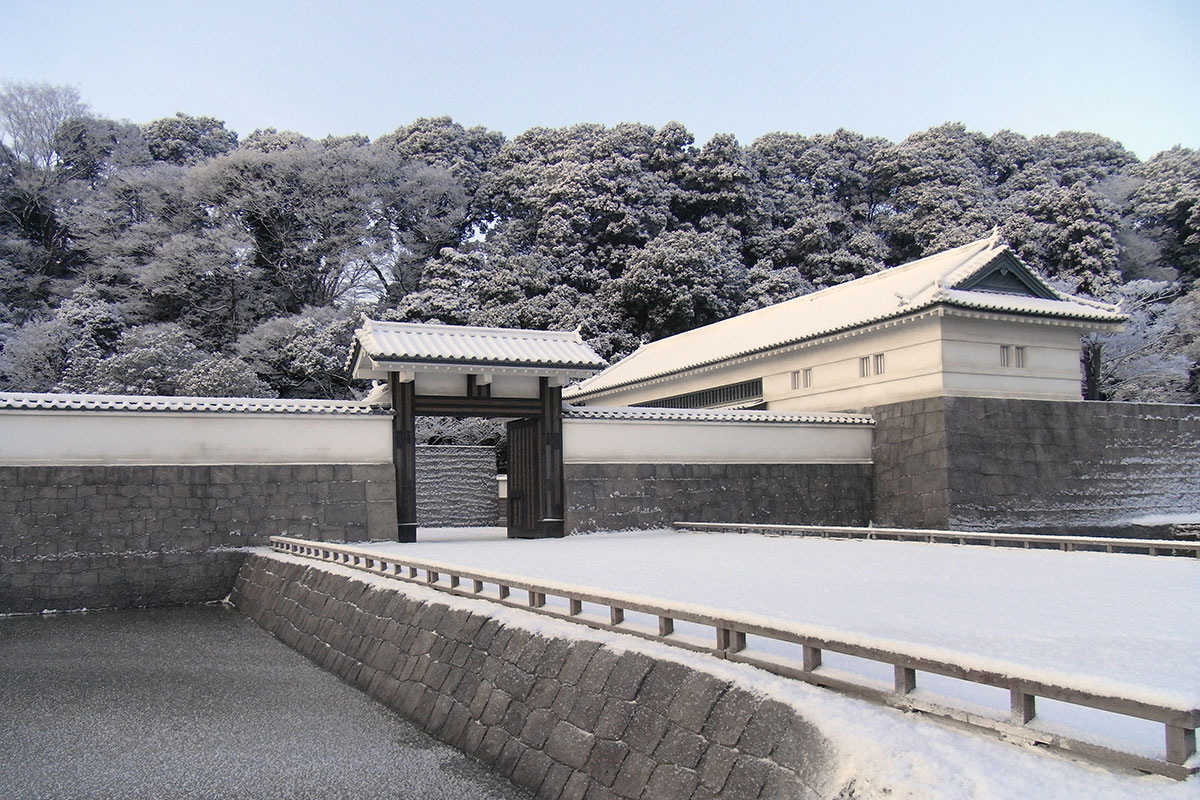 Frost effect in Sakurada Mondai no hen by Snow Business Partners