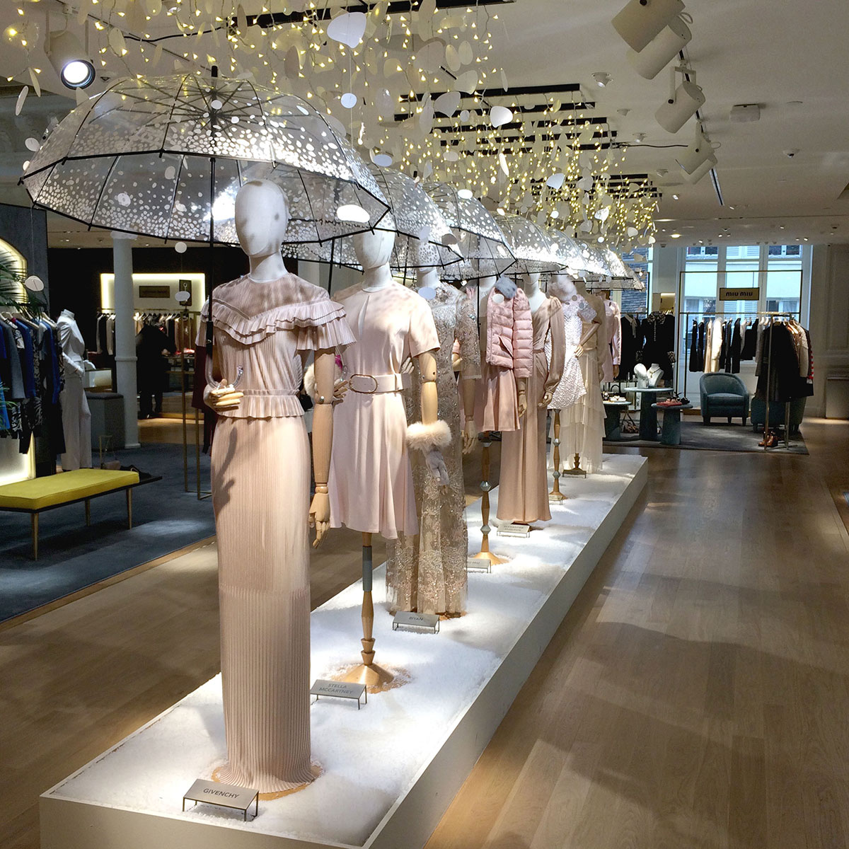 Display snow used in Le Bon Marche by Snow Business