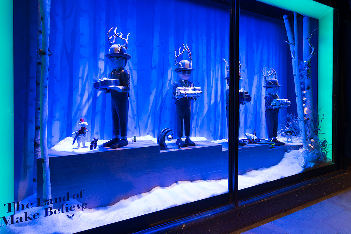 Display snow used for Harrods Christmas window display, Snow Business