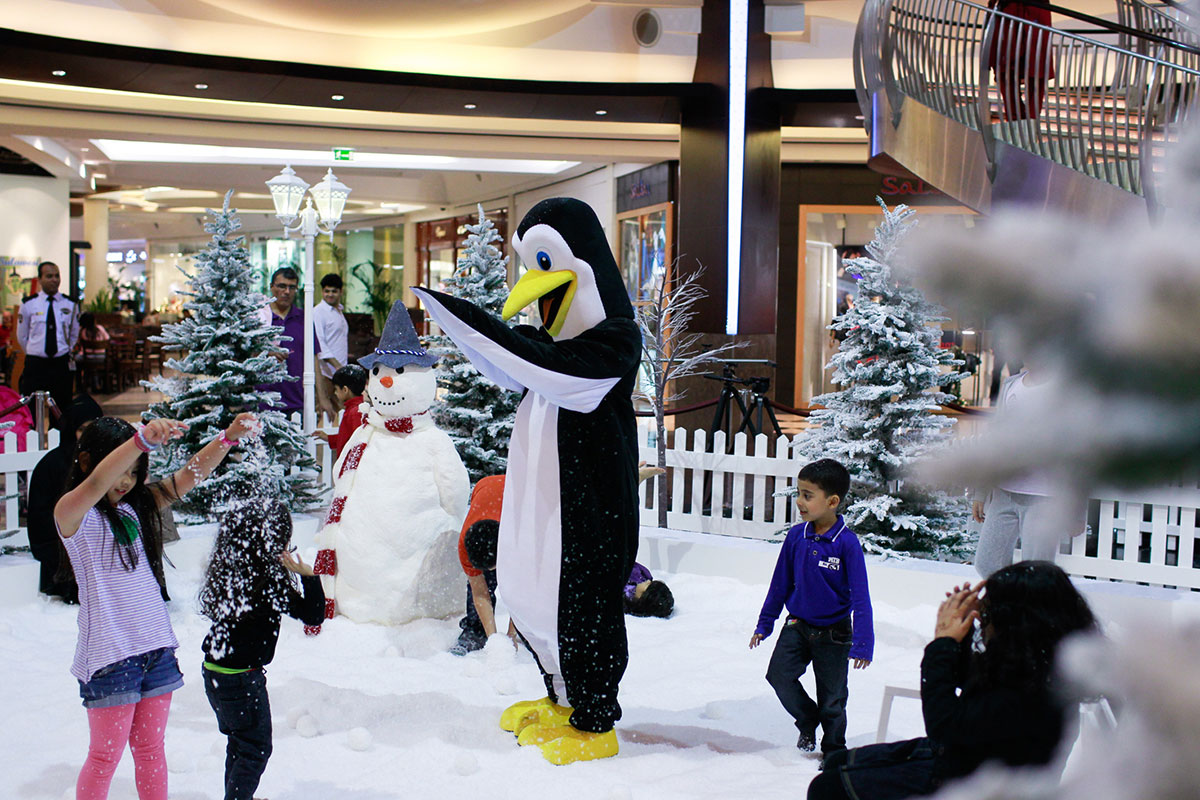 Childrens play zone with artificial snow by Snow Business partner, Desert Snow- Dubai