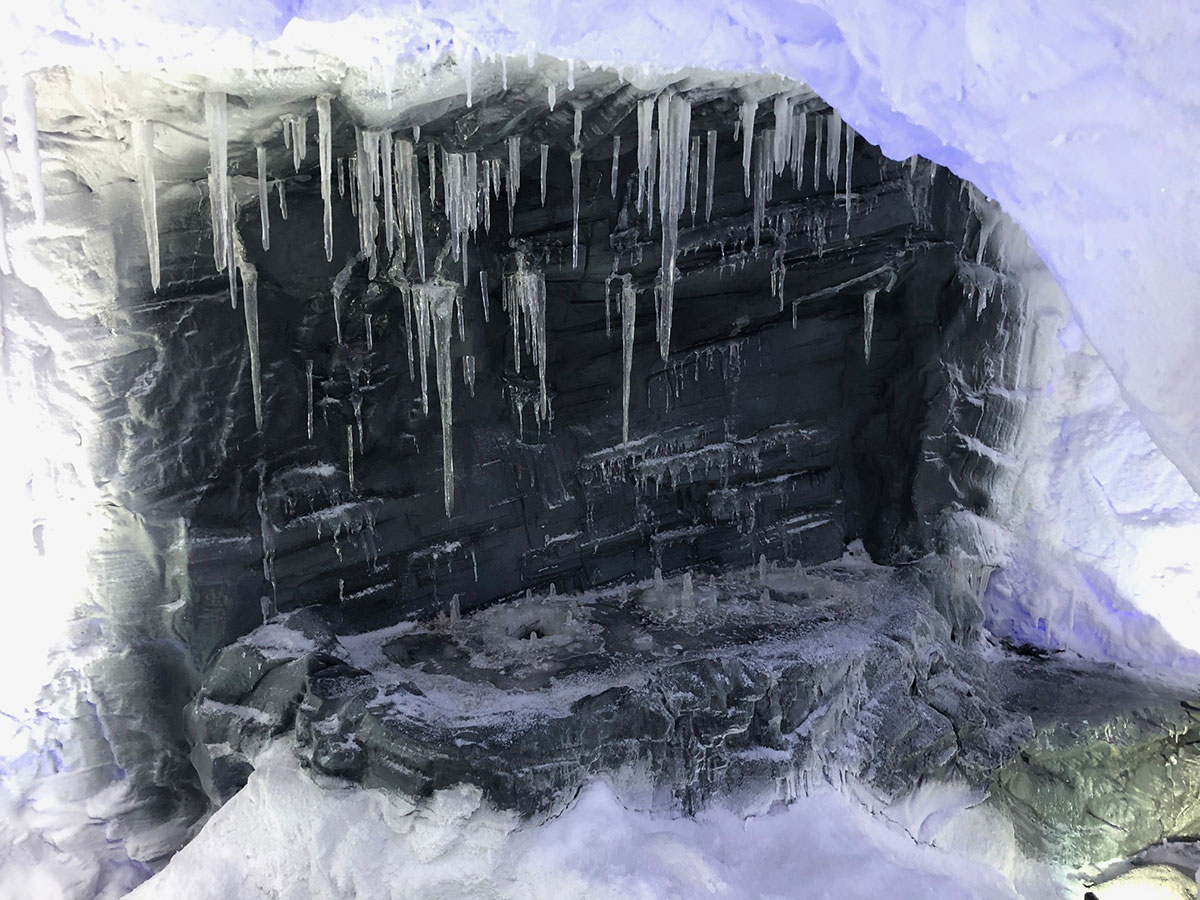 Ice cave effect by Snow Business